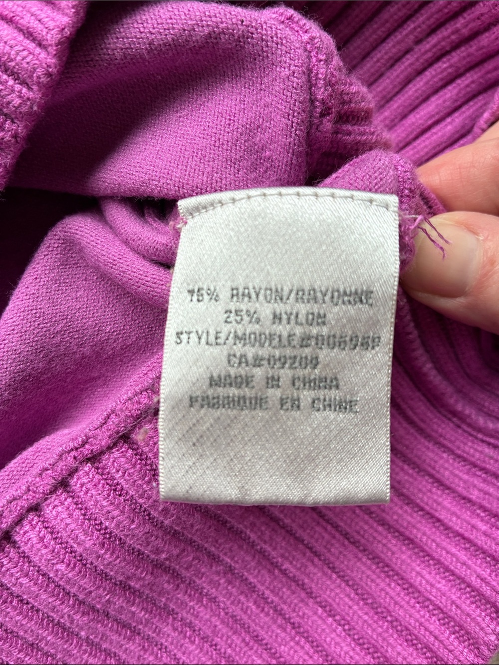 Cleo Women's Pinky Purple Ribbed Boat Neck Sweater Size Petite Medium - Picture 8 of 9